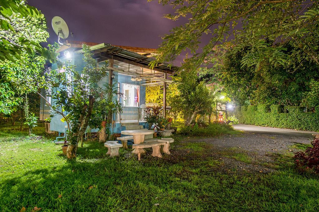 Poomvarin Resort Ban Wang Takhrai Exterior photo